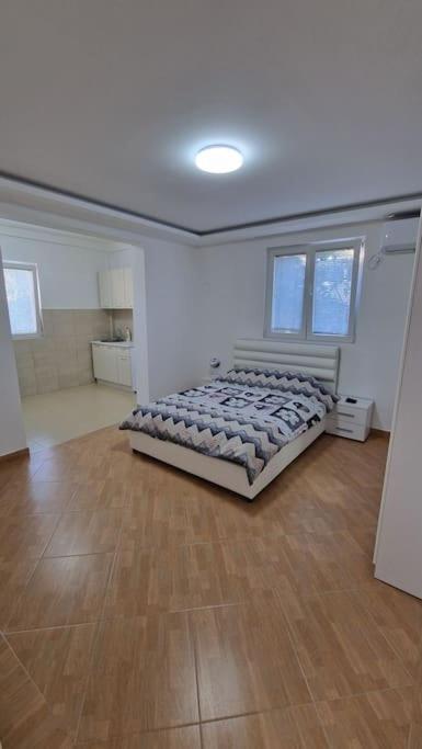 Apartman Tolosi Подгориця Екстер'єр фото
