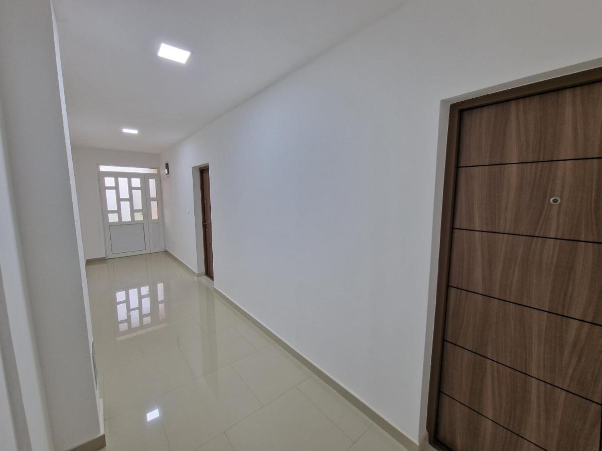 Apartman Tolosi Подгориця Екстер'єр фото