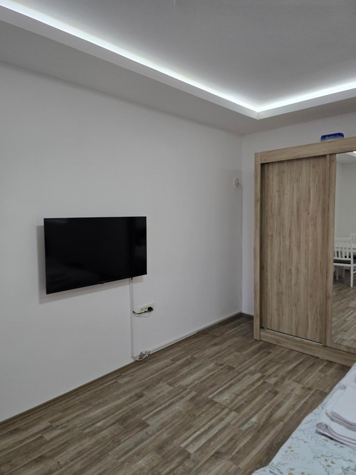 Apartman Tolosi Подгориця Екстер'єр фото
